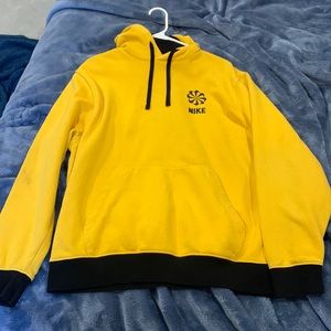 Nike yellow sweatshirt,lose a little of the lettering but still a nicesweatshirt